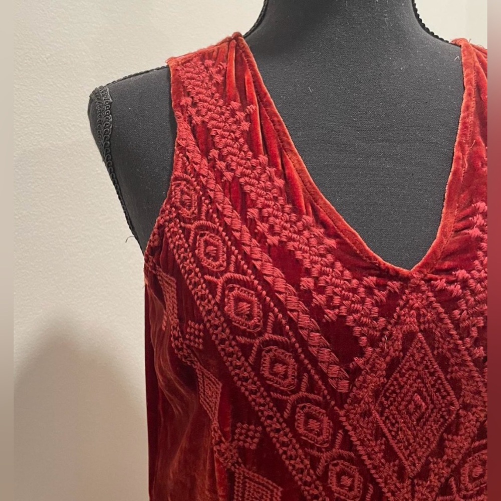 JWLA Burgundy Velvet Burnout Tunic Dress XL Silk Blend Boho Handkerchief Hem - Picture 3 of 6